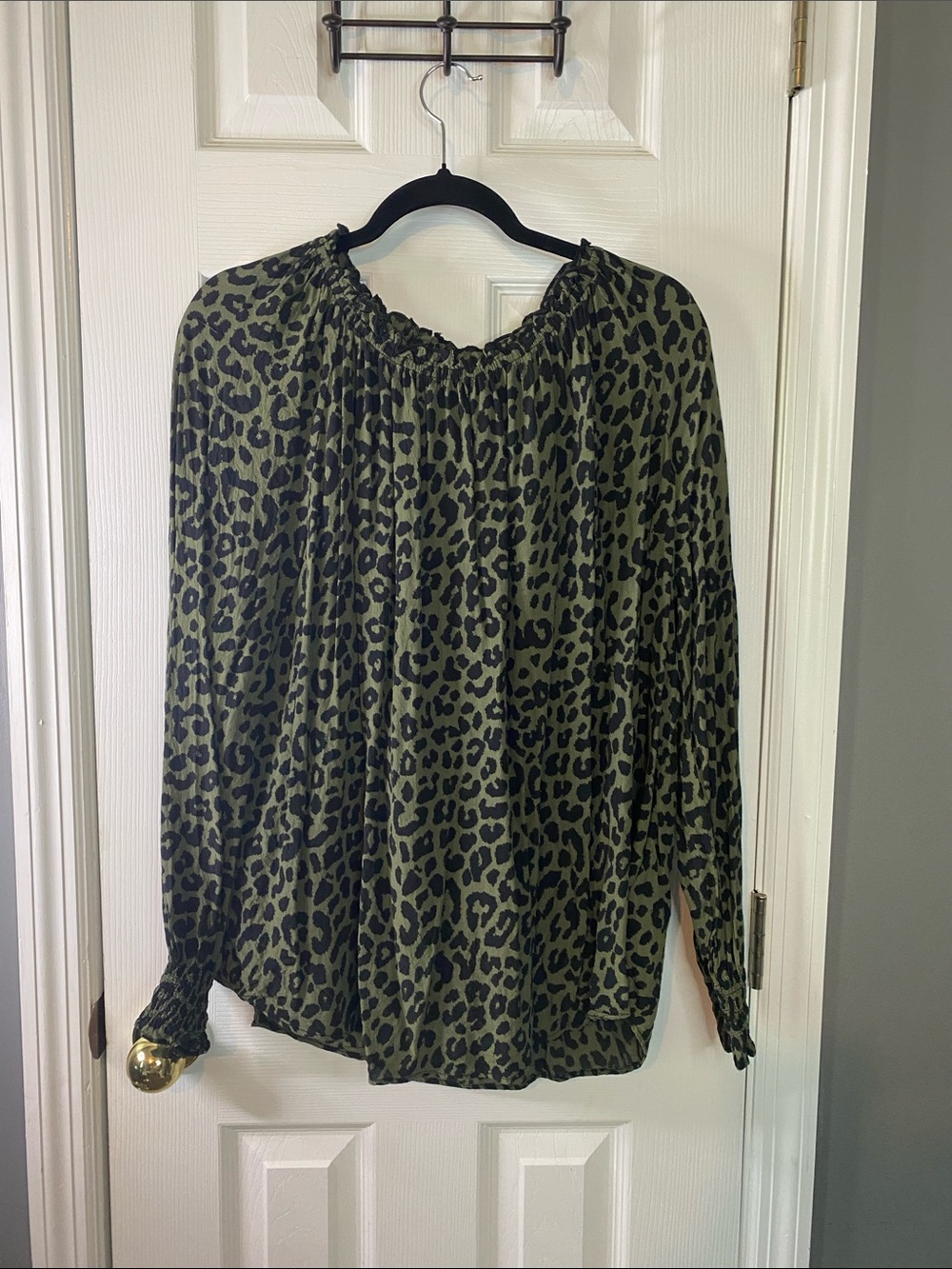 Lightweight Olive Green Leopard Print Women's Blouse Size Large.